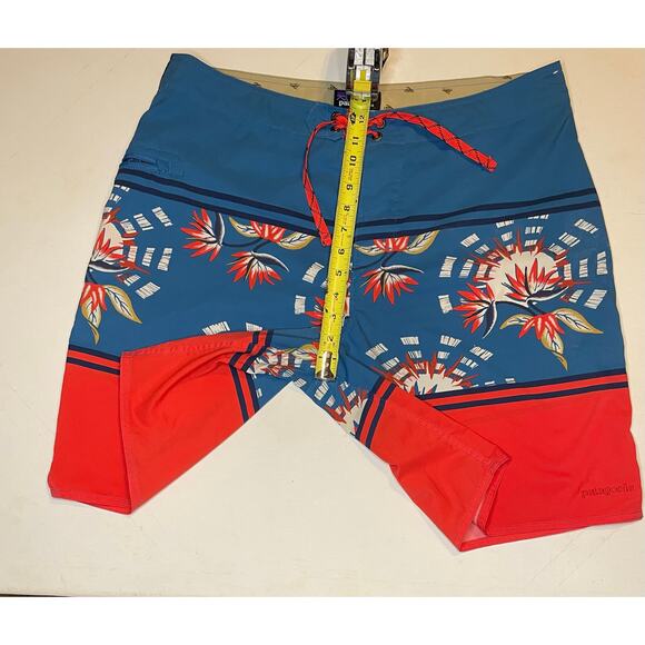 Patagonia Mens Board Shorts 36 Blue Cream Swim Trunks Recycled Polyester Outdoor - Picture 4 of 10